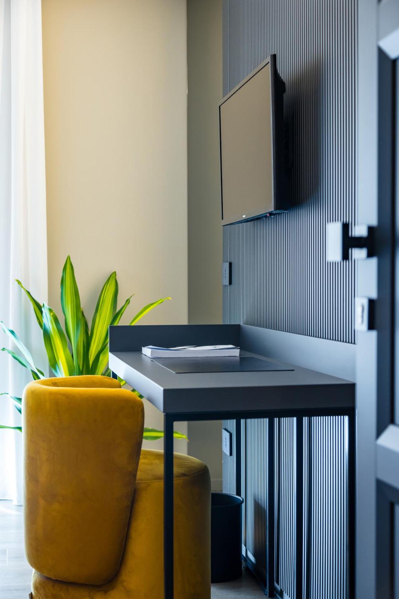 Mh Suites Plebiscito Neapol Zewnętrze zdjęcie